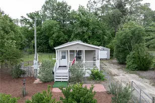 13215 NE 41st St, Silver Springs, FL 34488 - Photo 1