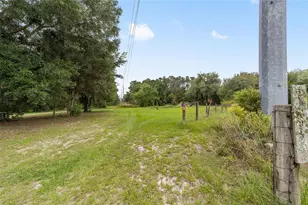 11895 SE 136 Ct, Ocklawaha, FL 32179 - Photo 1