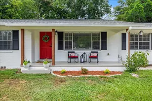 912 NE 17th Ct, Ocala, FL 34470 - Photo 1