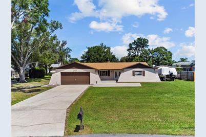 520 Coleman Drive W, Winter Haven, FL 33884 - Photo 1