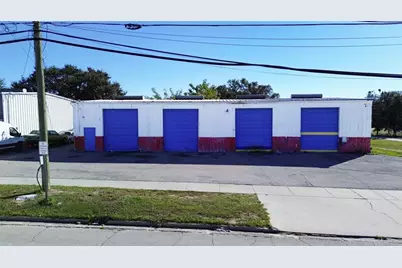 180 Dr J A Wiltshire Avenue E, Lake Wales, FL 33853 - Photo 1