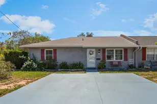1408 Thousand Roses Dr S, Lake Wales, FL 33853 - Photo 1