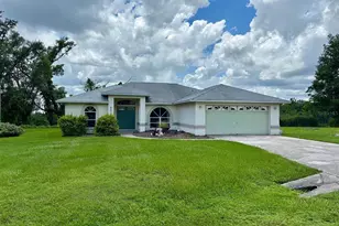 8501 Cherry Hill Dr, Lakeland, FL 33810 - Photo 1