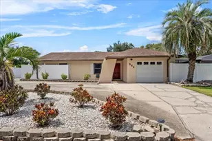 306 Lakeview Blvd, Winter Haven, FL 33880 - Photo 1