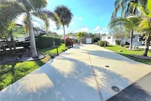 31 Appaloosa Trail W, Lake Wales, FL 33898 - Photo 1