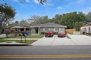 1438 Lake Bonny Dr W, Lakeland, FL 33801 - Photo 1