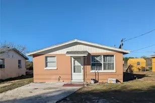 219 W Northside Dr, Lake Wales, FL 33853 - Photo 1