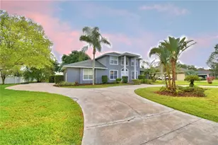 329 Hamilton Shores Dr NE, Winter Haven, FL 33881 - Photo 1