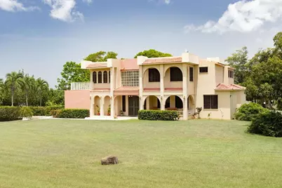 D-7 Calle Julio Irizarry, Salinas, PR 00751 - Photo 1