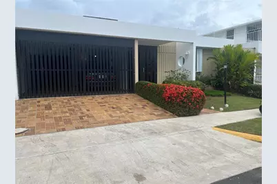 J-8 Argentina Oasis Gardens, Guaynabo, PR 00969 - Photo 1