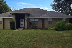 923 Hammock Shade Dr, Lakeland, FL 33809 - Photo 1