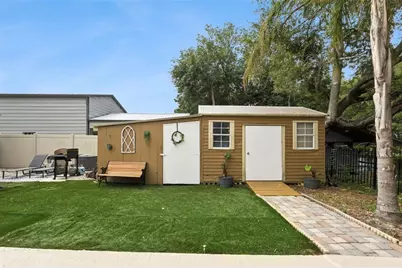 27627 Lois Drive, Tavares, FL 32778 - Photo 38