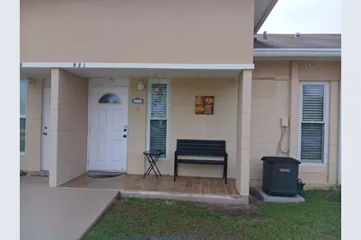 921 Club Circle, Lakeshore, FL 33854 - Photo 1