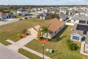 2542 Bobby Lee Ln, Saint Cloud, FL 34772 - Photo 1