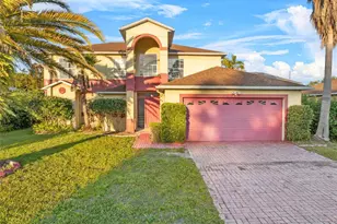 638 Kangaroo Dr, Poinciana, FL 34759 - Photo 1