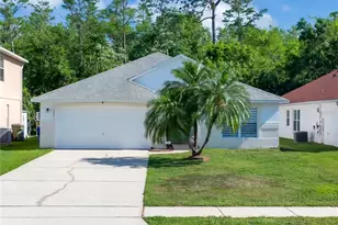 577 Eagle Pointe S, Kissimmee, FL 34746 - Photo 1