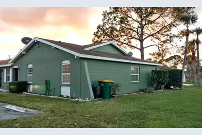 32 Las Palmas Way, Kissimmee, FL 34743 - Photo 1