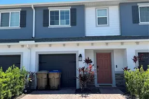 2883 Narcoossee Cmns Wy, Saint Cloud, FL 34771 - Photo 1