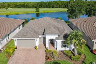 418 Treviso Dr, Kissimmee, FL 34759 - Photo 1