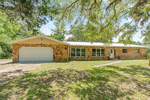 67 Cove Rd, Inglis, FL 34449 - Photo 1