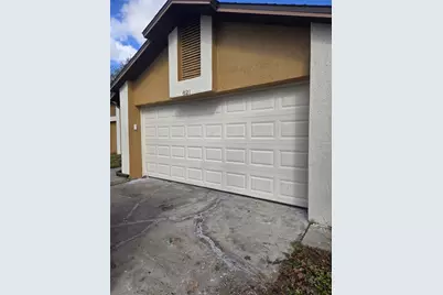 621 N Delmonte Court, Kissimmee, FL 34758 - Photo 1