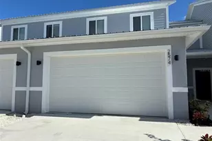 2574 Pine Pl, Winter Haven, FL 33881 - Photo 1