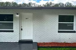 1075 Crestwood Dr, Winter Haven, FL 33881 - Photo 1