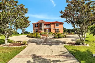 18147 Coralwood Ln, Groveland, FL 34736 - Photo 1