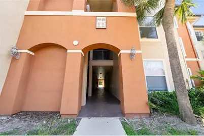 5548 Metrowest Boulevard #202, Orlando, FL 32811 - Photo 1