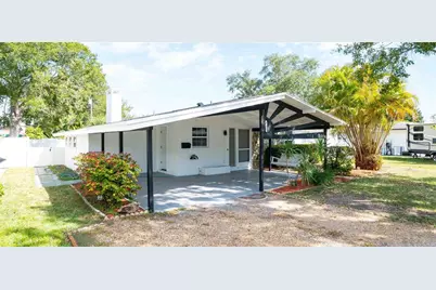 851 76th Avenue N, Saint Petersburg, FL 33702 - Photo 1