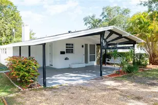 851 76th Ave N, Saint Petersburg, FL 33702 - Photo 1