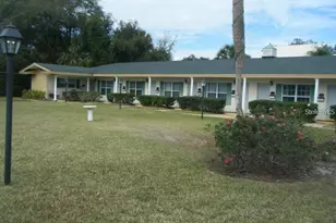 107 Perkins St, Leesburg, FL 34748 - Photo 1