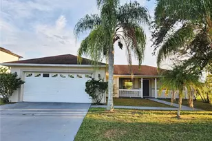 751 Pelican Ct, Poinciana, FL 34759 - Photo 1