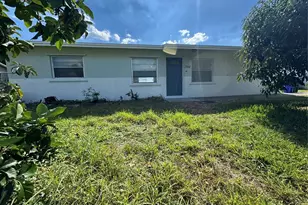 1748 SE Monroe St, Stuart, FL 34997 - Photo 1