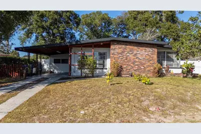 213 E Kentucky Avenue, Deland, FL 32724 - Photo 1