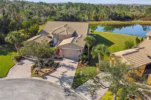 2825 Palm Tree Dr, Kissimmee, FL 34759 - Photo 1