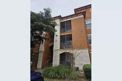 6151 Metrowest Boulevard #203, Orlando, FL 32835 - Photo 1