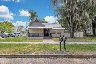 21 N Beaumont Ave, Kissimmee, FL 34741 - Photo 1