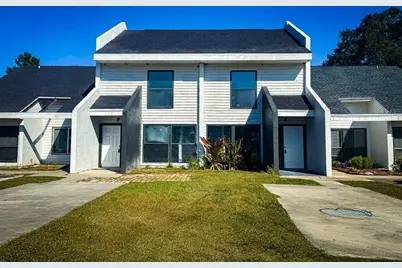 1827 SW 108th Lane #C, Ocala, FL 34476 - Photo 1