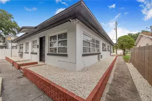 275 7th St SW, Winter Haven, FL 33880 - Photo 1