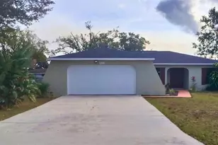 437 Short Dr, Poinciana, FL 34759 - Photo 1