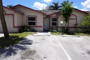 834 Angela Ln, Kissimmee, FL 34741 - Photo 1