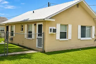 1111 Pennsylvania Ave, Saint Cloud, FL 34769 - Photo 1