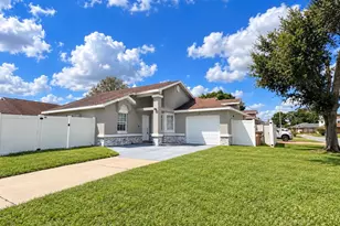 145 Pinewood Cir, Kissimmee, FL 34743 - Photo 1