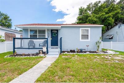 1320 36th Avenue N, Saint Petersburg, FL 33704 - Photo 1
