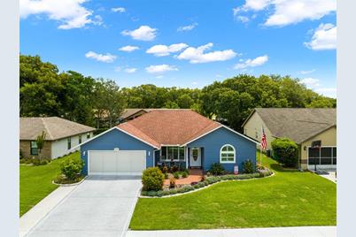 6416 Silver Oaks Drive, Zephyrhills, FL 33542 - Photo 1