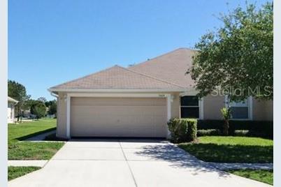 5604 Autumn Shire Drive, Zephyrhills, FL 33541 - Photo 1