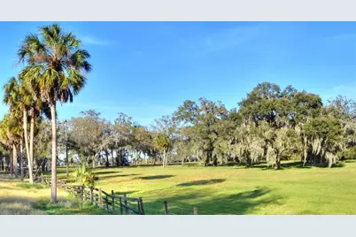 8418 Lupton Place, Plant City, FL 33567 - Photo 1