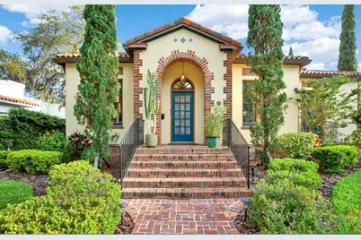 4510 W Beachway Drive, Tampa, FL 33609 - Photo 1