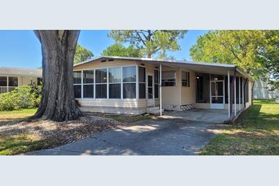 8905 Sheldon West Drive, Tampa, FL 33626 - Photo 1